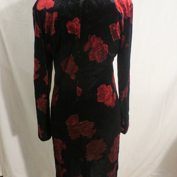 K.C. Spencer New York Women's Black / Red L/S V-Neck Velvet Cocktail Dress Sz:Lg - Picture 3 of 5